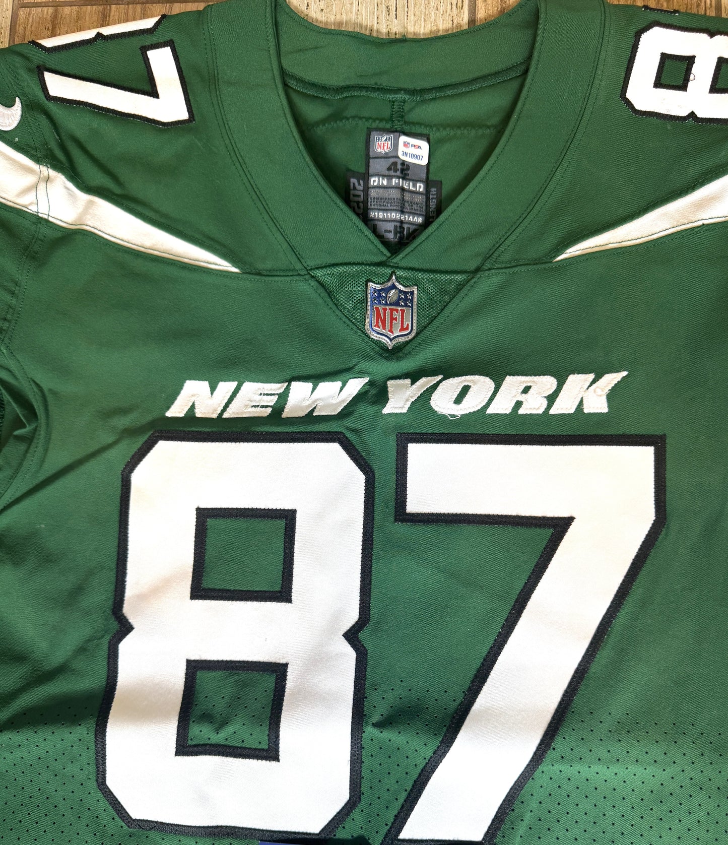 C.J. Uzomah GAME WORN/USED 💪 New York Jets Nike NFL Jersey 👕 with PSA Authenticity🛡️ Crucial Catch Game