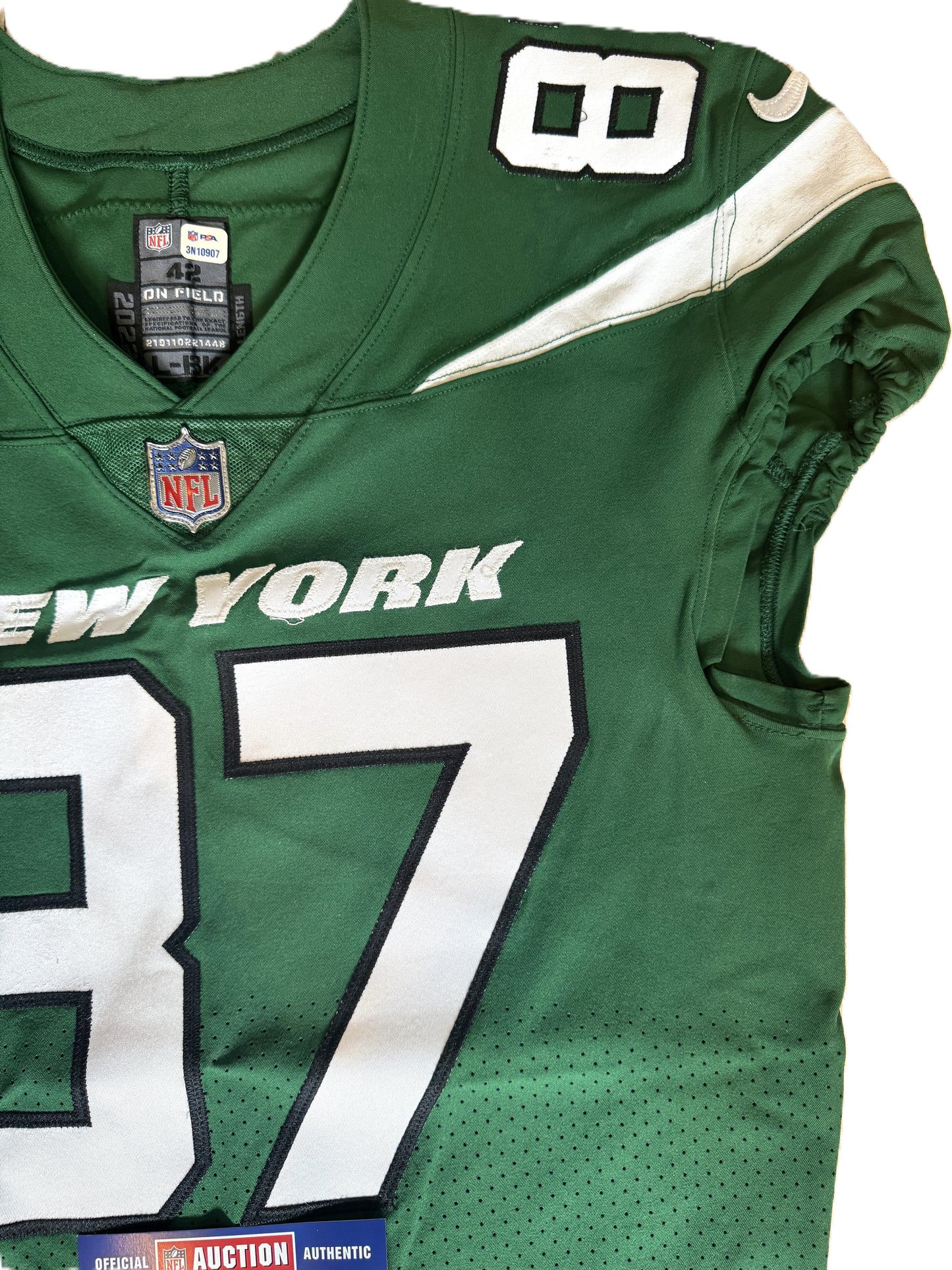 C.J. Uzomah GAME WORN/USED 💪 New York Jets Nike NFL Jersey 👕 with PSA Authenticity🛡️ Crucial Catch Game