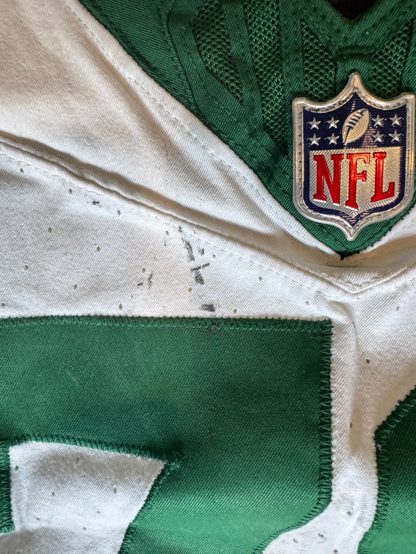 John Simpson GAME USED 💪 10/06/2024 PHOTO MATCHED 📸 New York Jets Nike NFL Jersey 👕vs. Minnesota Vikings in London 🌍 Also includes PSA Authenticity🛡️