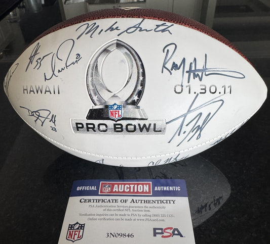 Multi Signed Pro Bowl Wilson Ball 2011 Signed by Drew Brees, Matt Ryan, Julius Peppers and many more.. Also inc. PSA Authenticity 🛡️