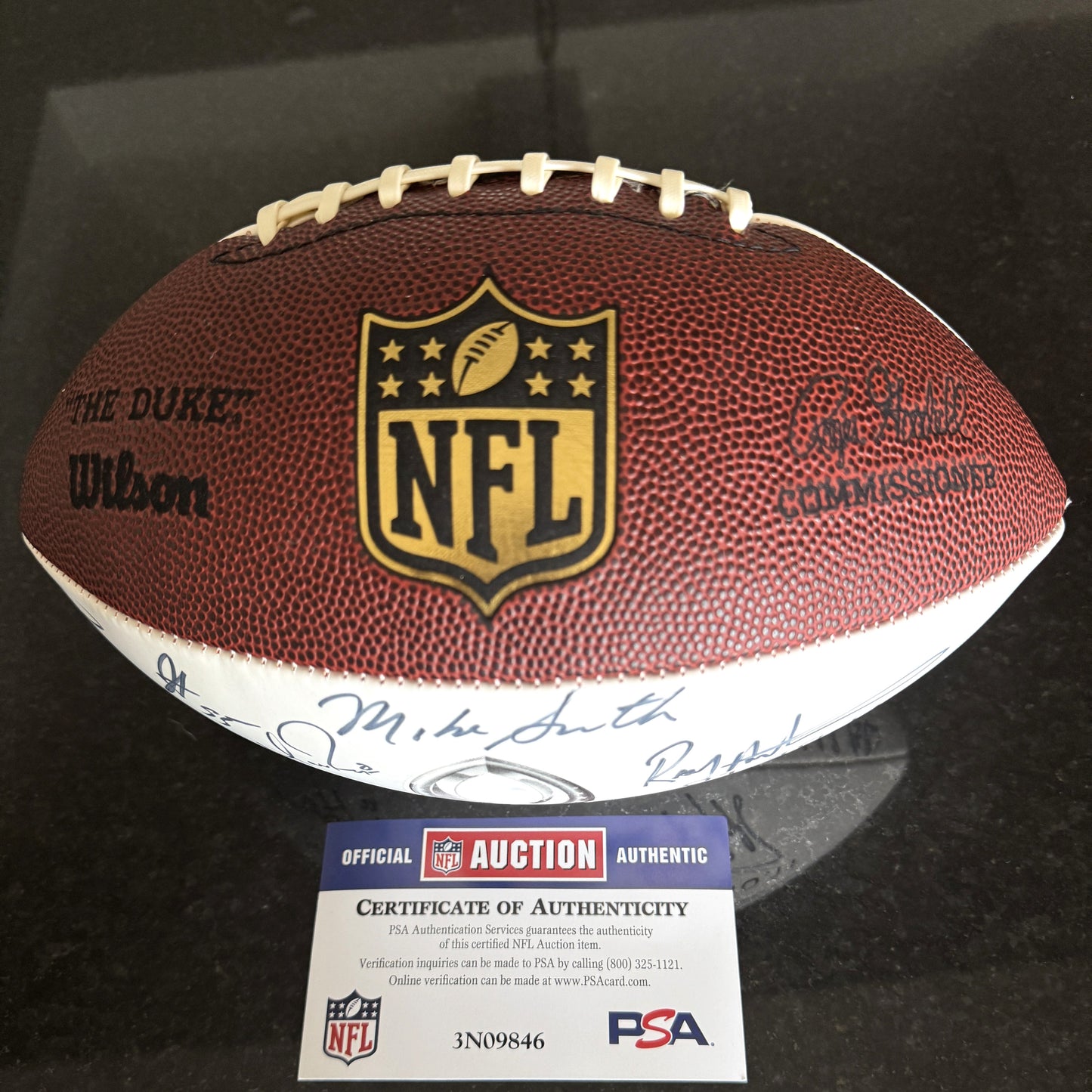 Multi Signed Pro Bowl Wilson Ball 2011 Signed by Drew Brees, Matt Ryan, Julius Peppers and many more.. Also inc. PSA Authenticity 🛡️