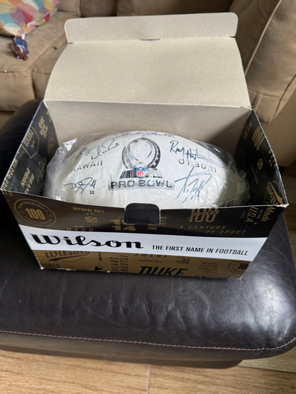 Multi Signed Pro Bowl Wilson Ball 2011 Signed by Drew Brees, Matt Ryan, Julius Peppers and many more.. Also inc. PSA Authenticity 🛡️