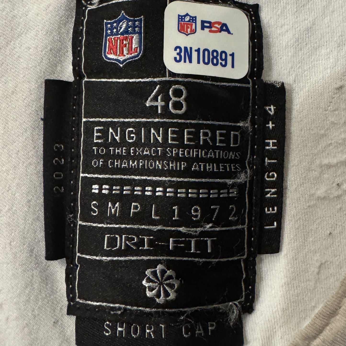 DaVon Hamilton GAME USED 💪 09/29/24 PHOTO MATCHED 📸 Jacksonville Jaguars 🐆Nike NFL Jersey👕inc. PSA COA 🛡️ vs. Houston Texans