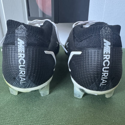 Justin Tucker Signed✍️GAME WORN💪NFL Cleats👟2021-22 Season Baltimore Ravens💜Inscribed🛡️