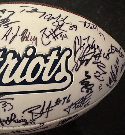 TOM BRADY 🐐 New England Patriots Multi Team Signed 2013 Panel Ball With Patriots Logo Signed By Over 30 Players Inc. Tom Brady, Rob Gronkowski, Stephen Gostkowski, Chandler Jones, Devin McCourty, Rob Ninkovich and Jamie Collins 💥