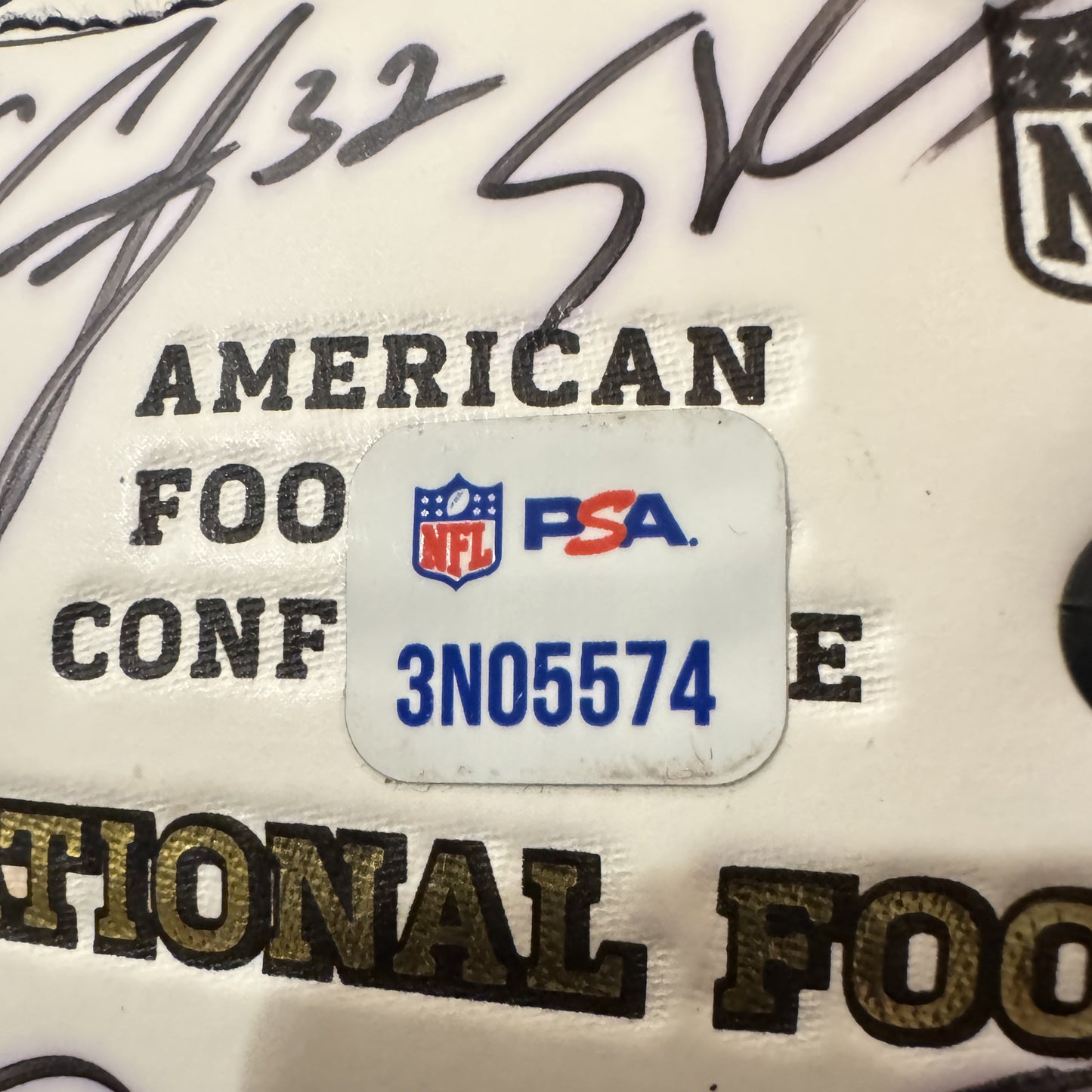 TOM BRADY 🐐 New England Patriots Multi Team Signed 2013 Panel Ball With Patriots Logo Signed By Over 30 Players Inc. Tom Brady, Rob Gronkowski, Stephen Gostkowski, Chandler Jones, Devin McCourty, Rob Ninkovich and Jamie Collins 💥