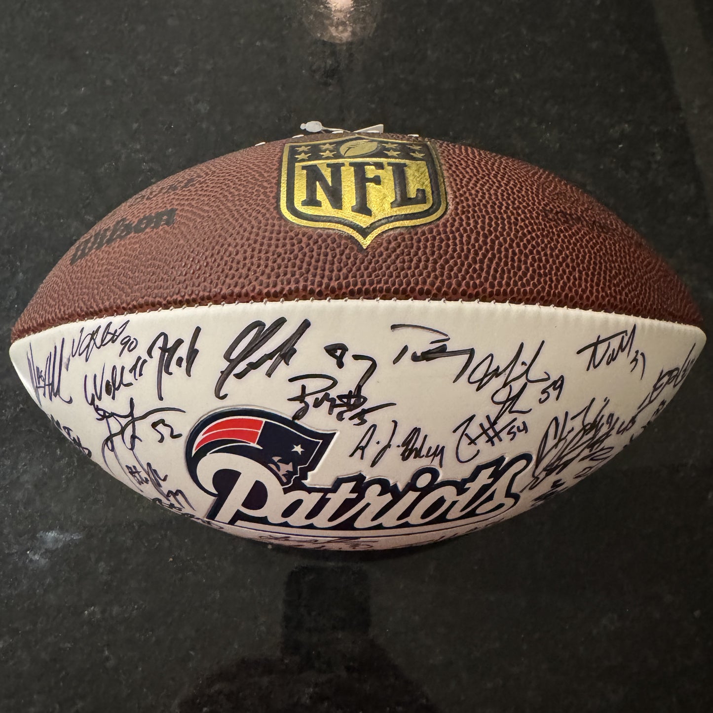 TOM BRADY 🐐 New England Patriots Multi Team Signed 2013 Panel Ball With Patriots Logo Signed By Over 30 Players Inc. Tom Brady, Rob Gronkowski, Stephen Gostkowski, Chandler Jones, Devin McCourty, Rob Ninkovich and Jamie Collins 💥
