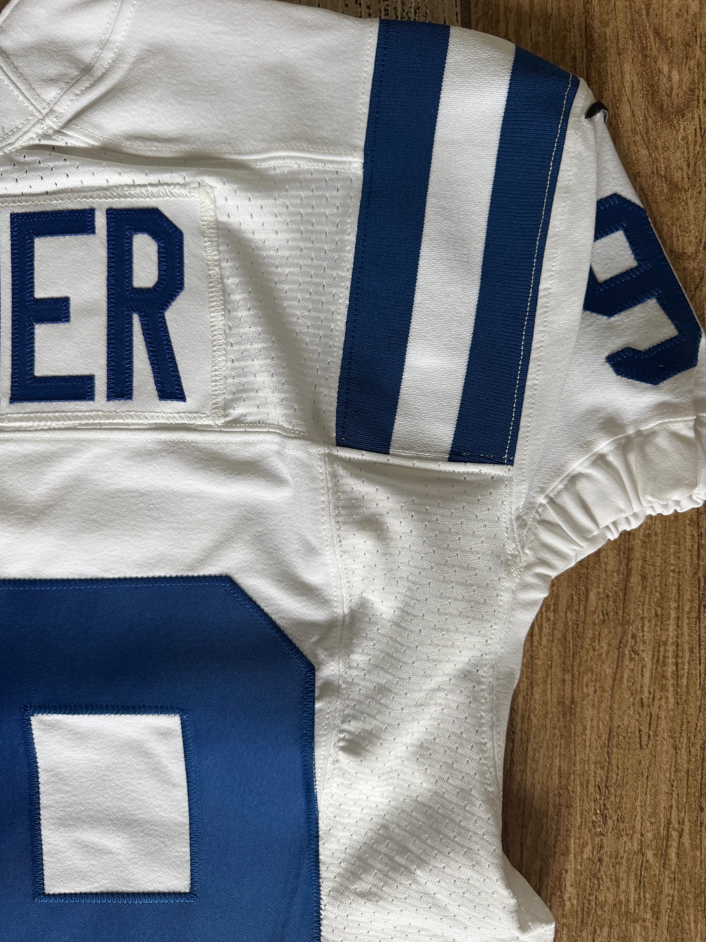 DeForest Buckner TEAM ISSUED 💪 Indianapolis Colts 🐎 Nike NFL Jersey 👕 Inc. COA 🛡️ & Captain's Patch