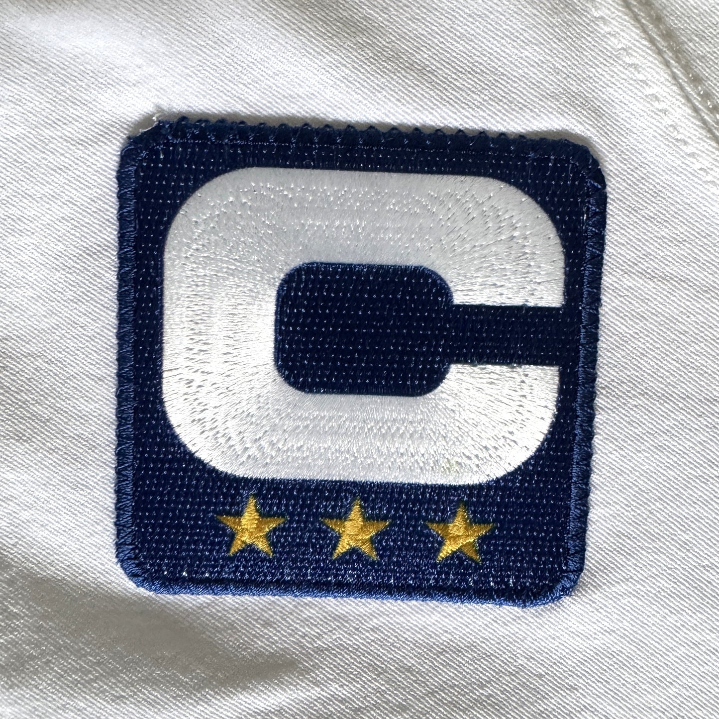 DeForest Buckner TEAM ISSUED 💪 Indianapolis Colts 🐎 Nike NFL Jersey 👕 Inc. COA 🛡️ & Captain's Patch