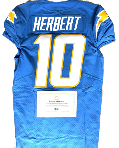 Justin Herbert TEAM-ISSUED💪Los Angeles Chargers⚡NFL Nike Jersey includes Captains Patch