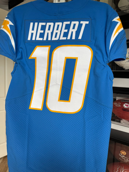Justin Herbert GAME-ISSUED💪Los Angeles Chargers⚡NFL Nike Jersey includes COA