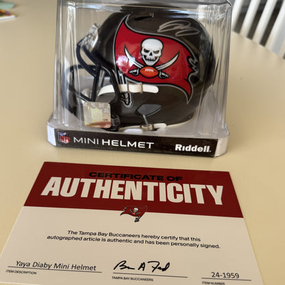 Yaya Diaby💪Hand-Signed Tampa Bay Buccaneers🏴‍☠️ Riddell Mini Helmet Includes COA🏈