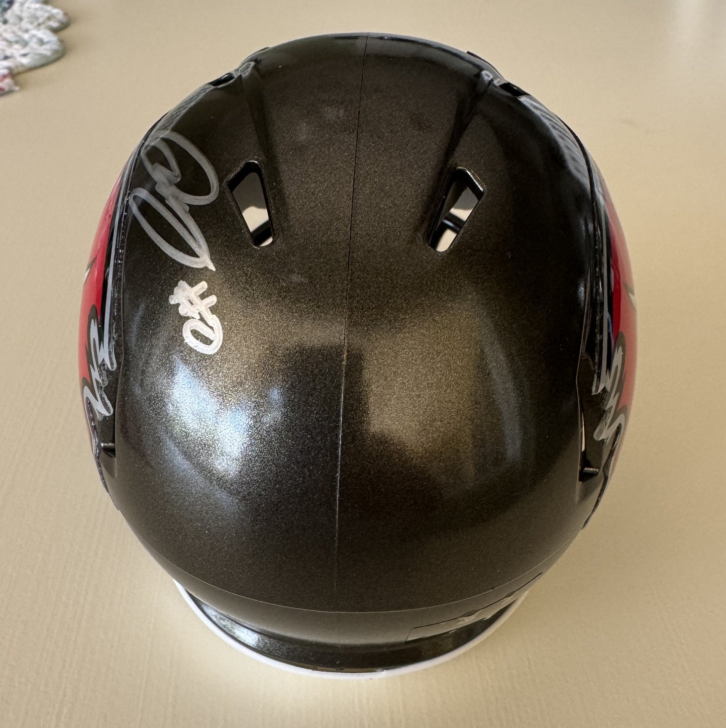 Yaya Diaby💪Hand-Signed Tampa Bay Buccaneers🏴‍☠️ Riddell Mini Helmet Includes COA🏈