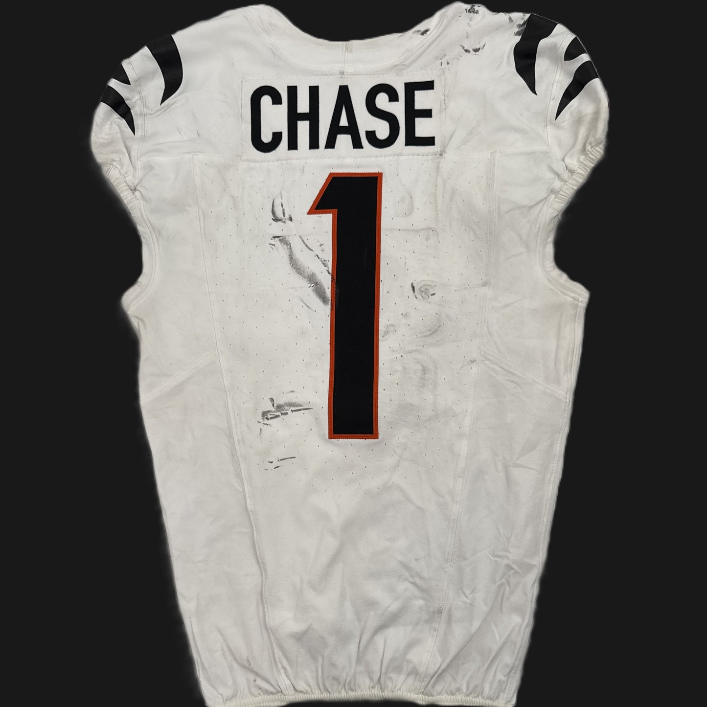 Ja'Marr Chase GAME WORN 09/21/2025 💪 PHOTO-MATCHED 📸 Bengals 🐅 NFL Jersey vs.Vikings Inc. Certificate of Authenticity 🛡️