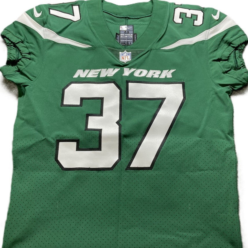 Bryce Hall Hand Signed AUTHENTIC 💪 New York Jets Jersey 👕 Also includes Professional Sports Authenticator COA 🛡️