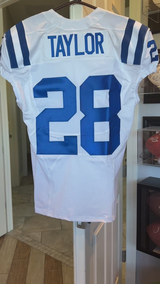Jonathan Taylor TEAM/GAME ISSUED 💪 Indianapolis Colts Nike NFL Jersey 👕 Also Includes COA 🛡️
