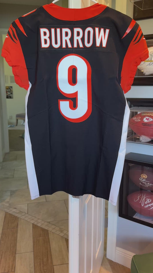 Joe Burrow Team-Issued Cincinnati Bengals On-Field Nike NFL Jersey Includes captains patch Size 44🧡🖤