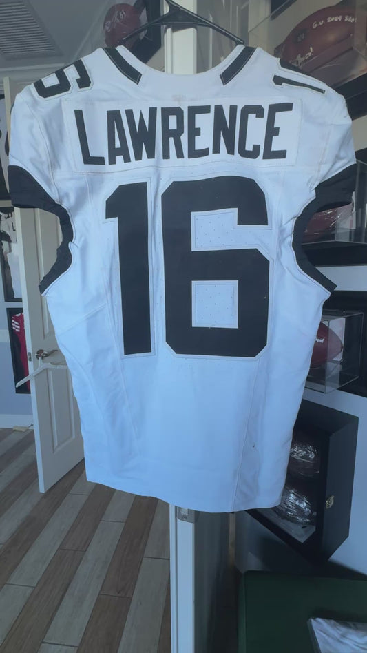 Trevor Lawrence GAME WORN 11/30/25 PHOTO MATCHED 📸 Jacksonville Jaguars NFL Jersey vs Tennessee Titans Also includes COA