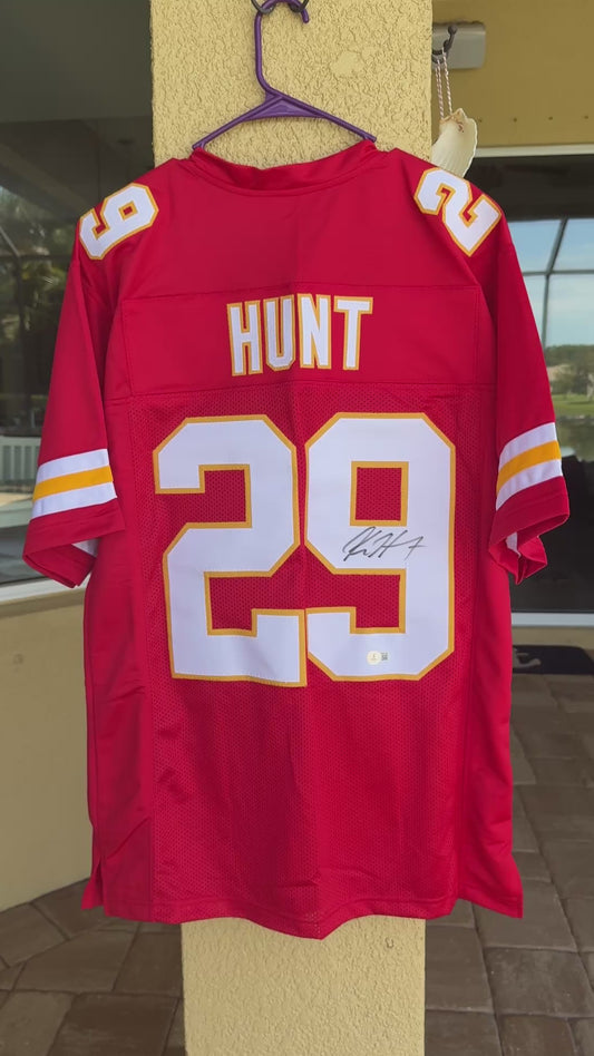 Kareem Hunt Hand-Signed🖊️ Kansas City Chiefs RED❤️‍🔥 Custom NFL Jersey🎽