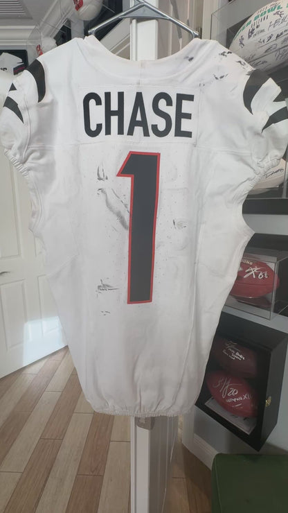 Ja'Marr Chase GAME WORN 09/21/2025 💪 PHOTO-MATCHED 📸 Bengals 🐅 NFL Jersey vs.Vikings Inc. Certificate of Authenticity 🛡️