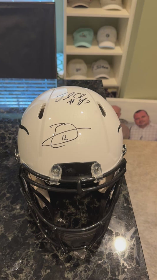 Jamaal Charles & Earl Thomas Hand-Signed Texas Longhorns🐂 Full-Size Authentic Speed NFL Helmet 🏈