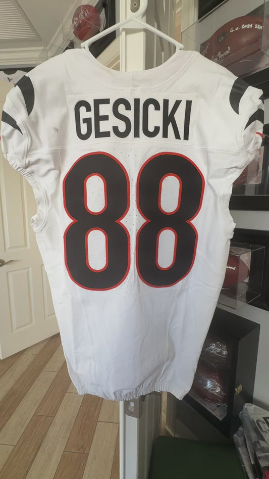 Mike Gesicki GAME WORN 09/21/25 💪 Cincinnati Bengals 🐅 NFL Jersey vs Minnesota Vikings Also Includes Certificate of Authenticity